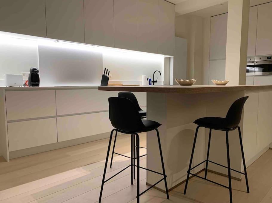 Luxury 2 Bedroom - Antwerp City Centre 외부 사진